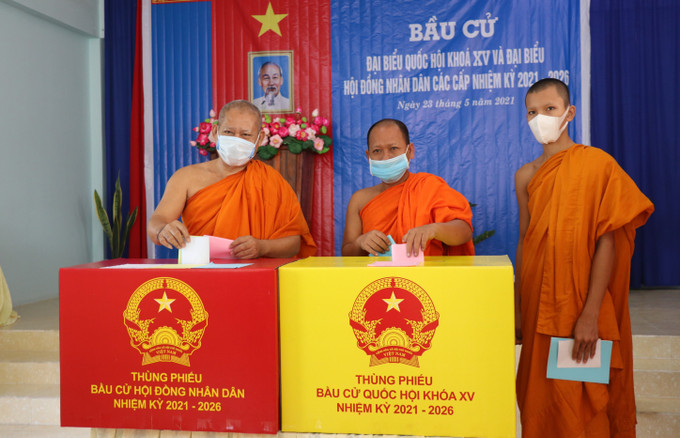 Cử tri đồng bào dân tộc, tôn giáo, vùng sâu, vùng xa, khu vực biên giới nô nức tham gia bầu cử ảnh 2