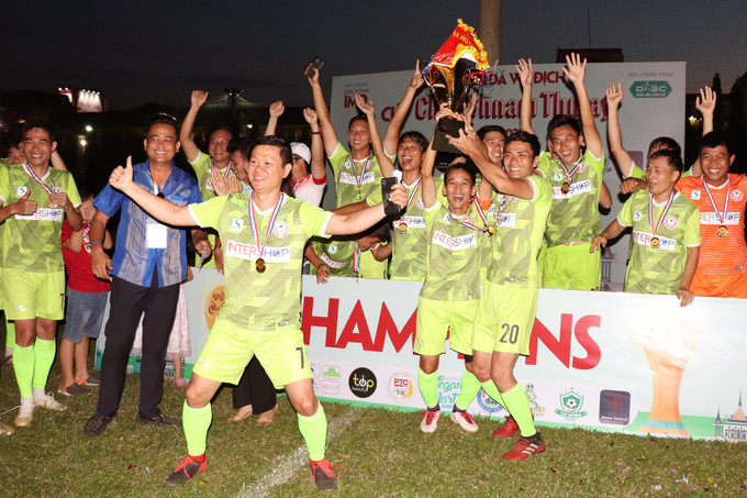 Sôi động Giải bóng đá mừng Tết cổ truyền Chôl Chhnăm Thmây tại thành phố Hồ Chí Minh ảnh 16