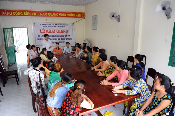 Chuyển đổi mô hình sản xuất giúp đời sống đồng bào Khmer ở Vĩnh Thuận khởi sắc ảnh 4