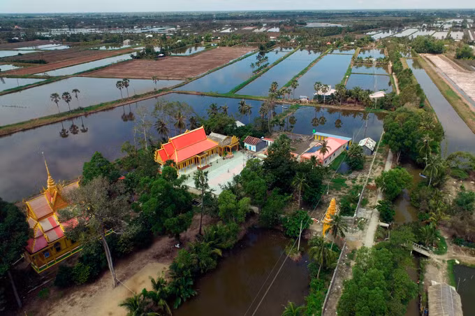 Chuyển đổi mô hình sản xuất giúp đời sống đồng bào Khmer ở Vĩnh Thuận khởi sắc ảnh 3