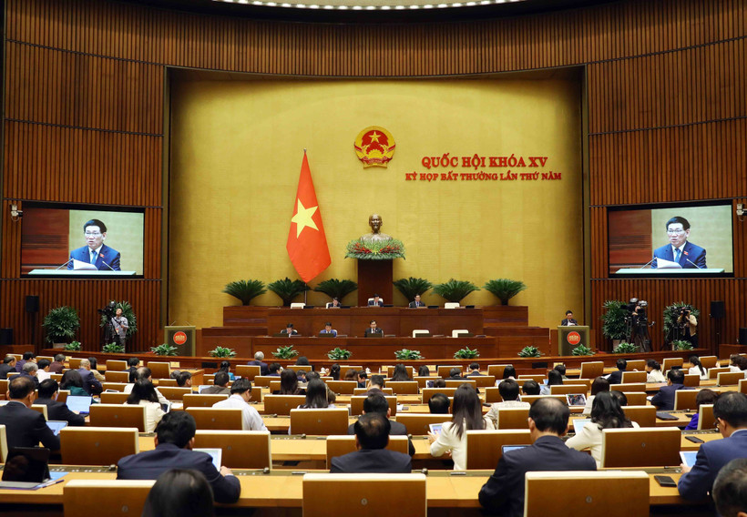 Quang cảnh phiên họp. Ảnh: An Đăng - TTXVN