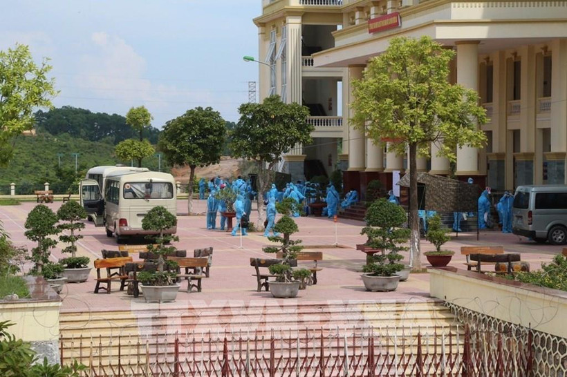 Dịch COVID-19: Chấn chỉnh công tác quản lý người nhập cảnh trong các khu cách ly tập trung