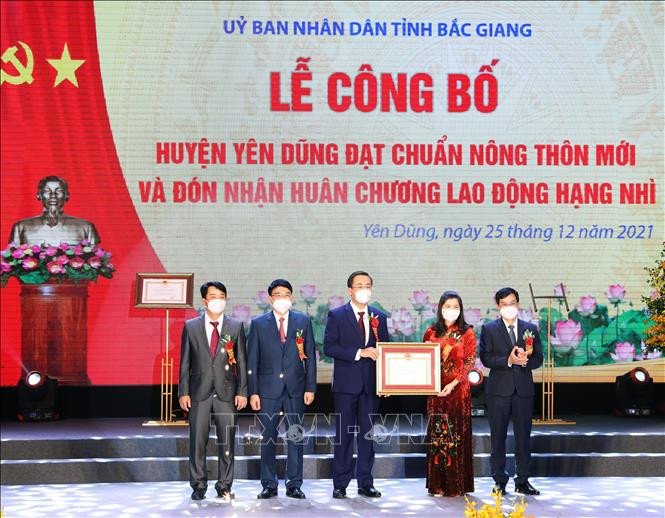 Huyện Yên Dũng (Bắc Giang) đạt chuẩn nông thôn mới