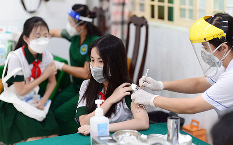 Dịch COVID-19: Cả nước ghi nhận 9.882 ca mắc tại 57 tỉnh, thành phố; trên 5.000 ca khỏi bệnh