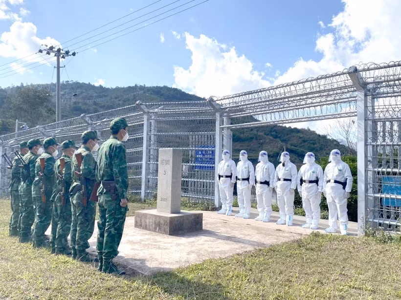 Điện Biên: Tuần tra, kiểm soát song phương trên tuyến biên giới Việt - Trung