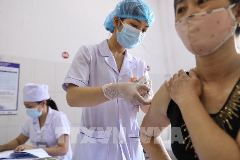 Hoàn thành 1.000 mũi thứ 2 tiêm thử nghiệm vaccine Nano Covax giai đoạn 3