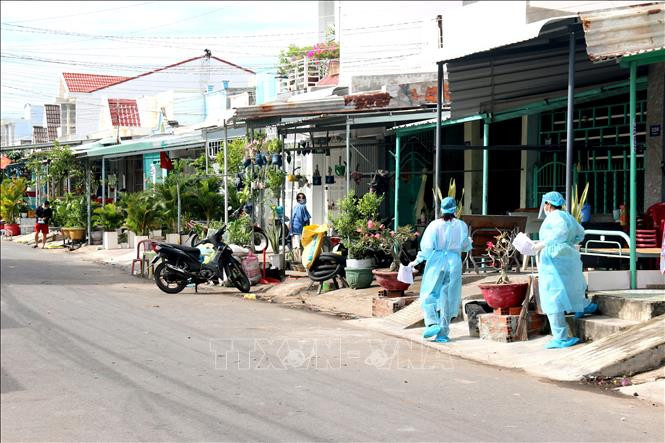 Ngày 19/7, Việt Nam ghi nhận 4.195 ca mắc COVID-19, giảm hơn 1.700 ca so với hôm qua