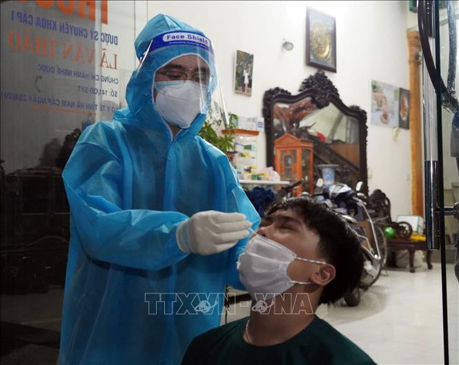 Dịch COVID-19: Ngày 24/9 ghi nhận 8.530 ca nhiễm mới tại 34 tỉnh, thành phố