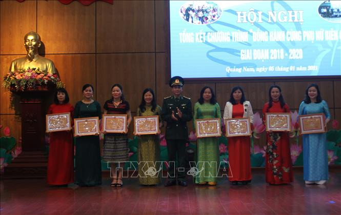 Khơi dậy ý chí vươn lên làm chủ cuộc sống của phụ nữ vùng biên
