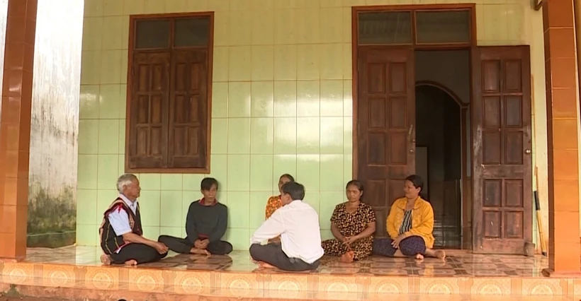 Những “cây đại thụ” giữ bình yên cho buôn làng ở Gia Lai