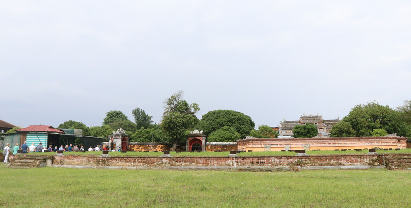 Triển lãm “Khám phá Quần thể Điện Phụng Tiên”