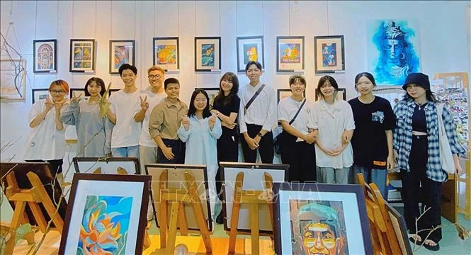 Không gian hội họa – Nơi gửi gắm ước mơi, hoài bão của giới trẻ Gia Lai