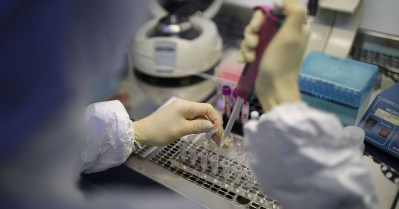 Bộ Y tế: Đề nghị đưa test xét nghiệm COVID-19 vào mặt hàng bình ổn giá