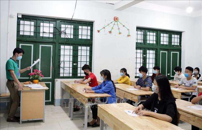 Kỳ thi tốt nghiệp THPT năm 2021: Siết chặt công tác phòng dịch, đảm bảo an toàn cho các điểm thi