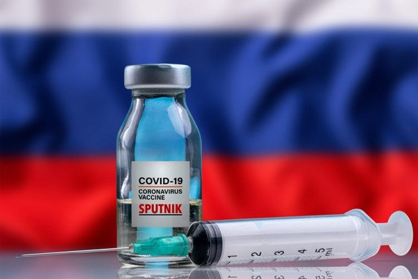 Dịch COVID-19: Số ca tử vong giảm dần, có thể tiêm mũi 2 vaccine ở địa phương khác nhau