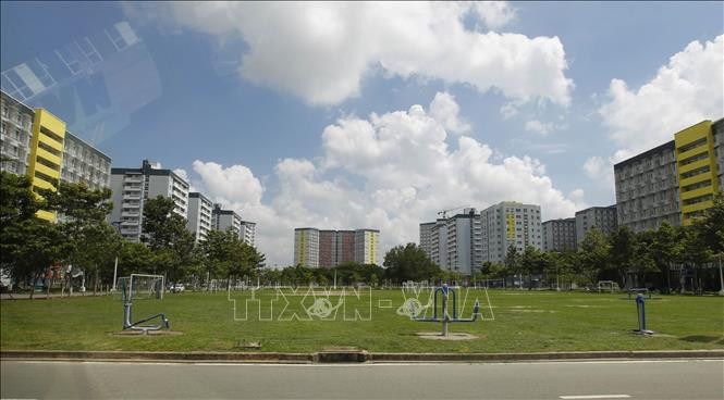 Một góc hhu B, ký túc xá Đại học Quốc gia Thành phố Hồ Chí Minh được trưng dụng làm nơi để tiếp nhận các trường hợp cách ly, ca liên quan đến dịch COVID-19. Ảnh: Thanh Vũ – TTXVN