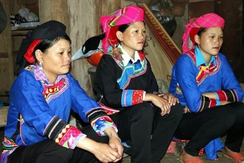 Dân tộc Cờ Lao