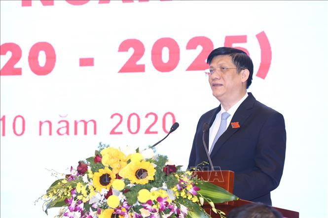 Giáo sư, Tiến sĩ Nguyễn Thanh Long, Quyền Bộ trưởng Bộ Y tế giữ chức vụ kiêm nhiệm Chủ tịch Hội đồng Y khoa Quốc gia. Ảnh: Minh Quyết/TTXVN