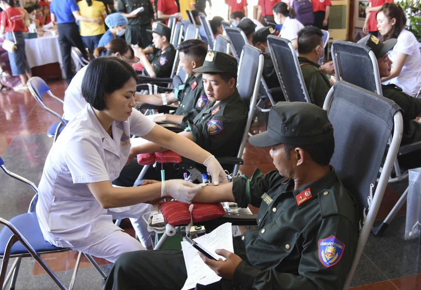 Hành trình đỏ trên miền đất hoa Ban
