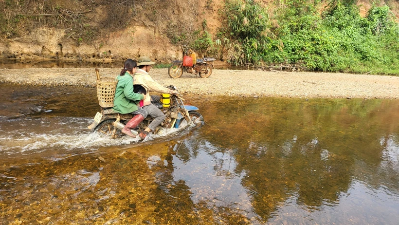Người dân Phú Thiện mong muốn có cầu dân sinh để thuận tiện đi lại, giao thương