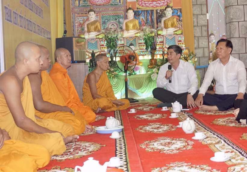 Ủy ban Dân tộc chúc mừng Tết cổ Chôl Chnăm Thmây của đồng bào dân tộc Khmer An Giang