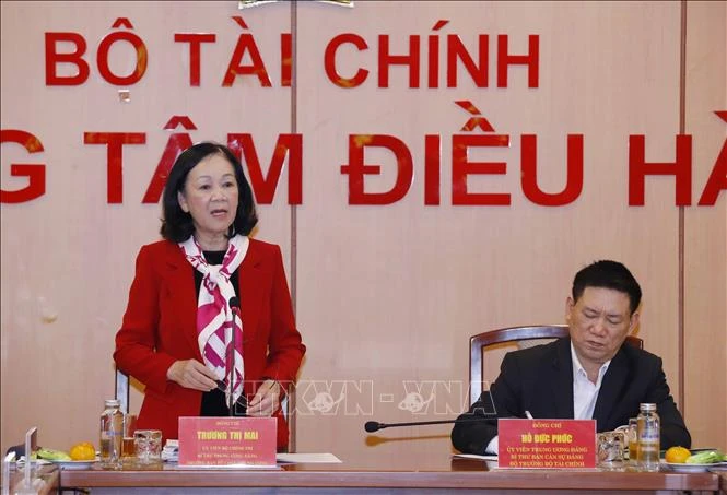 Đồng chí Trương Thị Mai, Uỷ viên Bộ Chính trị, Bí thư Trung ương Đảng, Trưởng Ban Tổ chức Trung ương, Phó Trưởng Ban chỉ đạo phát biểu tại buổi làm việc. Ảnh: Phương Hoa – TTXVN