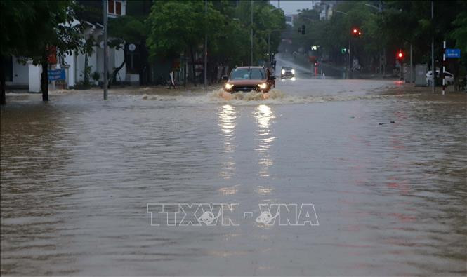 Mưa lớn gây ngập cục bộ tại Vĩnh Phúc