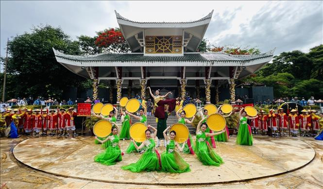 Khai hội Vía Bà Chúa Xứ núi Sam năm 2022