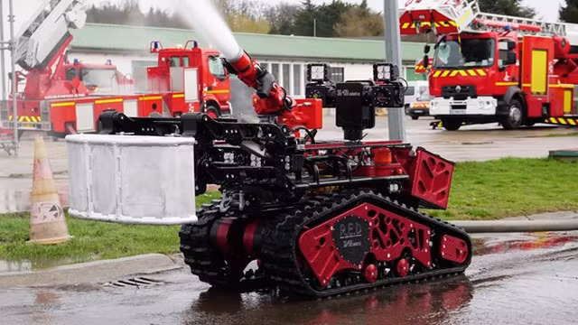 Robot - đồng minh hay kẻ thù của con người sau khủng hoảng COVID-19?