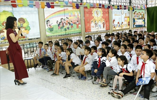 Lồng ghép các yếu tố dân số vào kế hoạch phát triển kinh tế-xã hội
