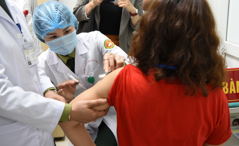 Sẵn sàng thử nghiệm giai đoạn 3 vaccine Nano Covax ngừa COVID-19 (Bài 1)
