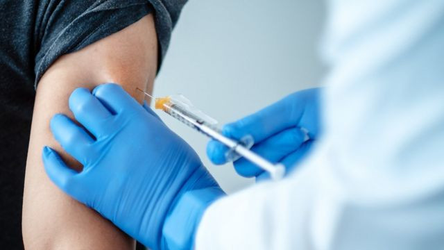 Dịch COVID-19: Sáng 31/5, ghi nhận 61 ca mắc mới; chủ động thực hiện 5K+ vaccine để phòng bệnh