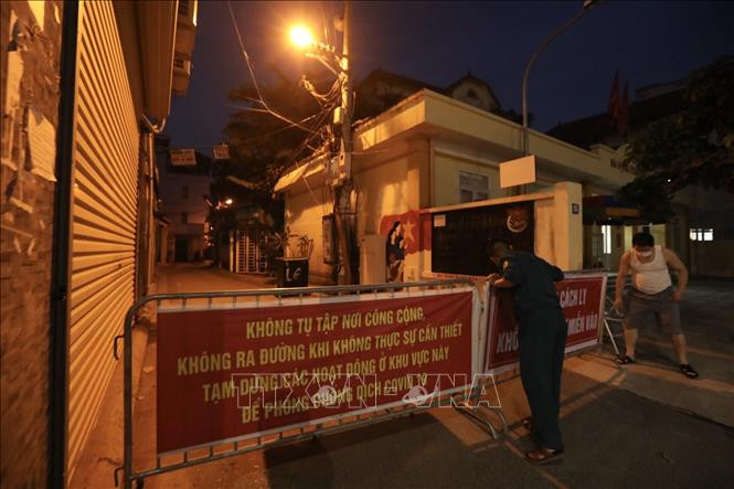 Dịch COVID-19: Hà Nội ghi nhận 2 trường hợp dương tính với SARS-CoV-2 ngoài cộng đồng