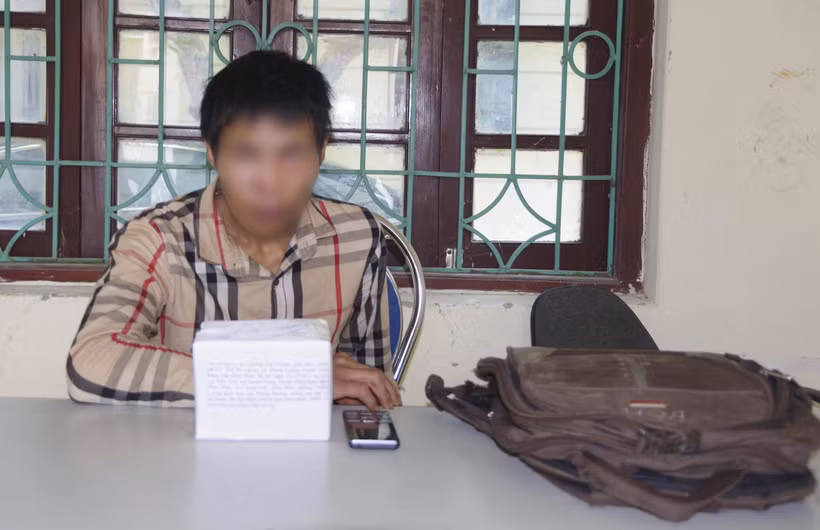 Bắt đối tượng Quàng Văn Thuận mua bán 1.000 viên ma túy tổng hợp và 400 gram heroin ​