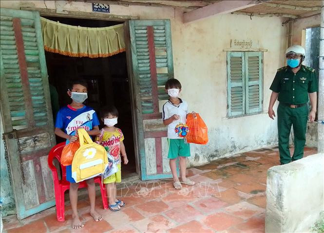 Tết Trung thu vui tươi, đầm ấm đến thiếu nhi tỉnh Sóc Trăng