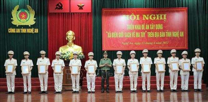 Nghệ An phấn đấu xây dựng 27 xã biên giới sạch về ma túy