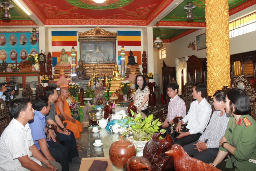 Hội đồng Dân tộc của Quốc hội chúc Tết Chôl Chnăm Thmây tại Bạc Liêu