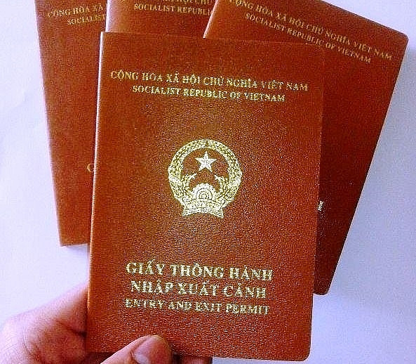 Ban hành Nghị định số 76 quy định đối tượng, trình tự cấp giấy thông hành