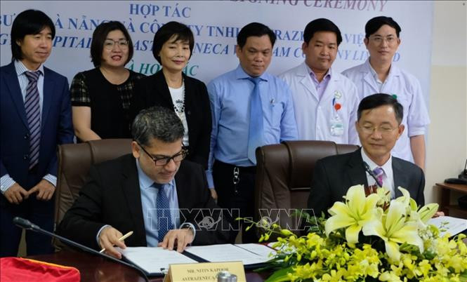 Hợp tác nâng cao năng lực điều trị bệnh nhân ung thư phổi toàn diện