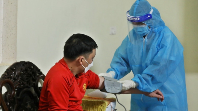 Dịch COVID-19: Ngày 17/2 số ca mắc mới tăng hơn 1.460 so với ngày trước đó