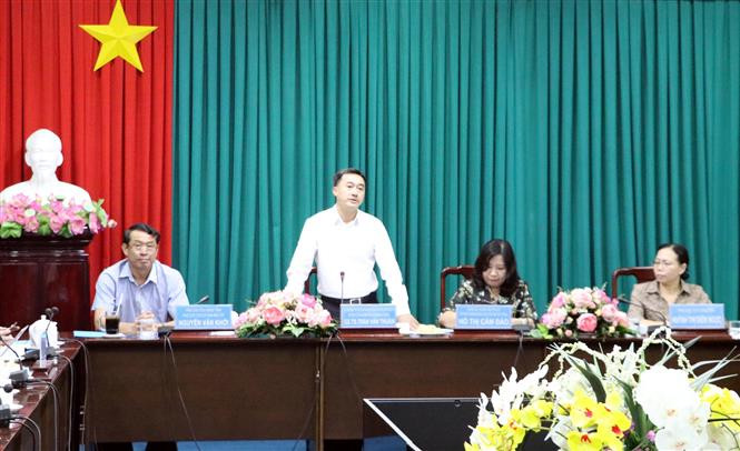 GS.TS Trần Văn Thuấn, Thứ trưởng Bộ Y tế phát biểu tại buổi làm việc. Ảnh: Trung Hiếu - TTXVN 