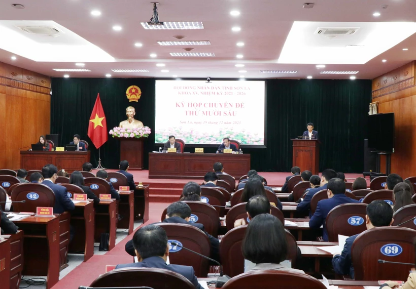 Phê duyệt chủ trương đầu tư xây dựng tuyến đường bộ cao tốc Hòa Bình - Mộc Châu