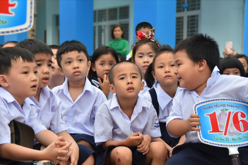 Thành phố Hồ Chí Minh: Nhiều áp lực tuyển sinh các lớp đầu cấp