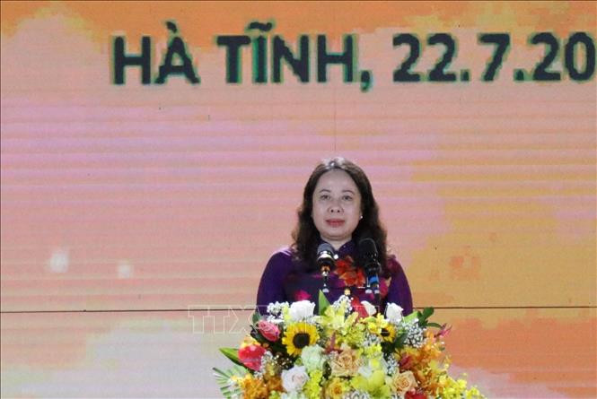 Phó Chủ tịch nước Võ Thị Ánh Xuân dự Chương trình nghệ thuật “Cõi thiêng Đồng Lộc - nối mạch ngàn năm”