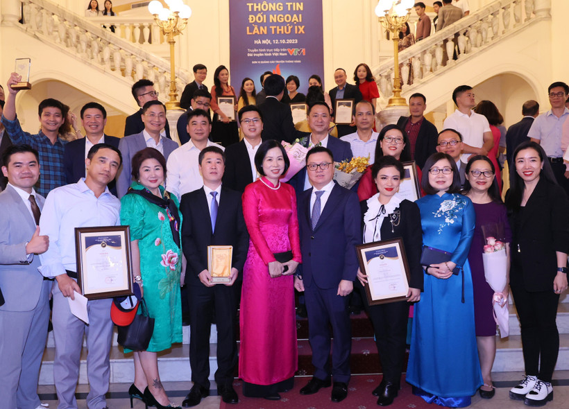 Lễ trao Giải thưởng toàn quốc về thông tin đối ngoại lần thứ IX
