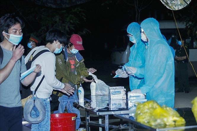 Dịch COVID-19: Quản lý, giám sát y tế người nhập cảnh, không để xảy ra lây nhiễm bệnh