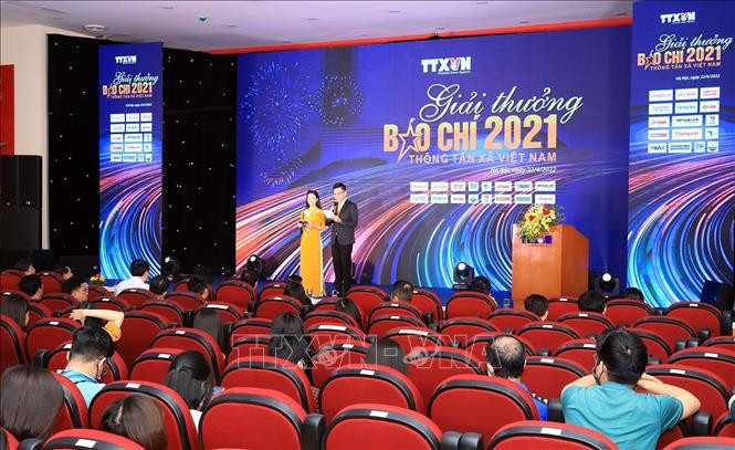 Tôn vinh tác phẩm báo chí tiêu biểu của TTXVN (Bài 2)