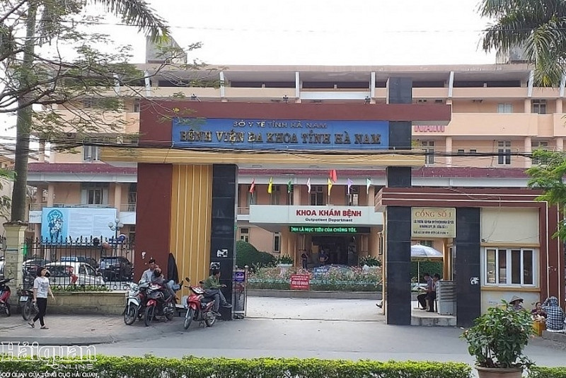 Nhân Ngày Thầy thuốc Việt Nam 27/2: Những “Chiến sỹ áo trắng” trên tuyến đầu chống dịch