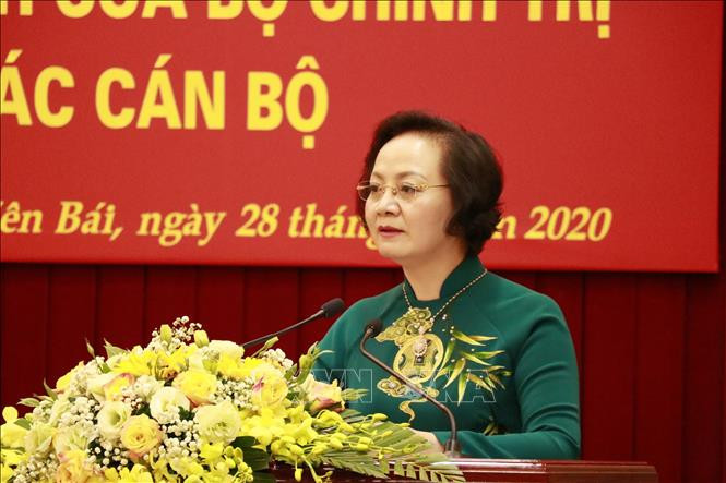 Bộ trưởng Nội vụ: Cơ cấu lại bộ máy Chính phủ, nghiên cứu thí điểm sắp xếp đơn vị hành chính cấp tỉnh