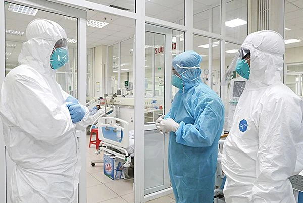 Cách ly Bệnh viện Bệnh Nhiệt đới Trung ương cơ sở Kim Chung từ ngày 5-19/5 để phòng, chống dịch COVID-19